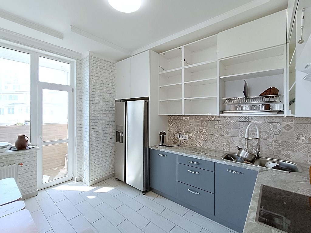 продажа трехкомнатной квартиры номер A-174043 в Киевском районе, фото номер 17